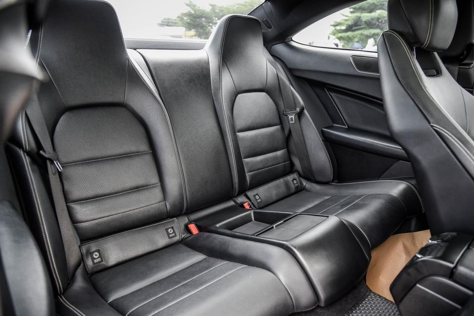 Mercedes-Benz C180 1.6 AMG Coupe AT 2014 auto รถสวย พร้อมใช้  14