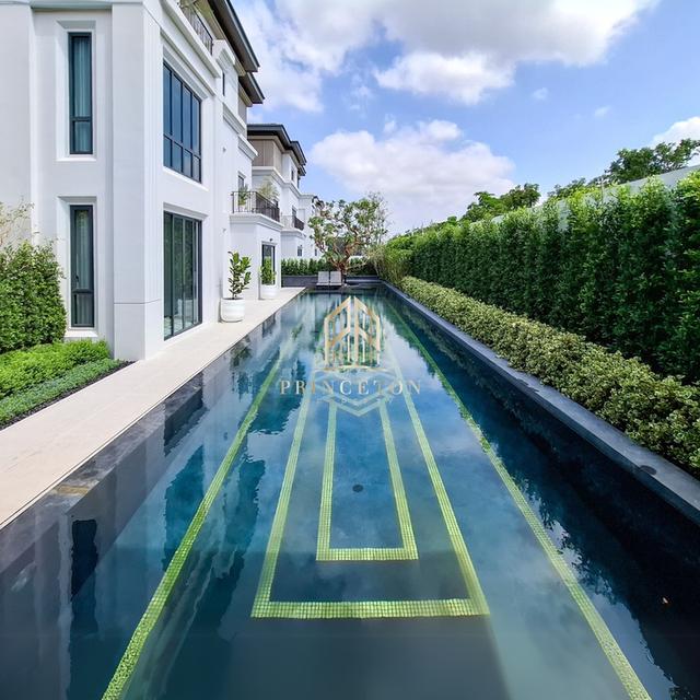 CINQ ROYAL The Eighteen Bangna KM. 7 2