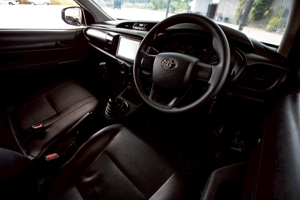 ขาย Toyota Revo 2.4 Entry ปี21 13