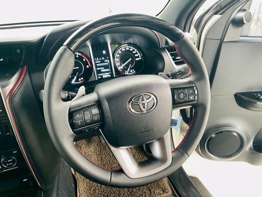 TOYOTA FORTUNER 2.4 LEGENDER 2021ð āļĢāļđāļāļāļĩāđ 15