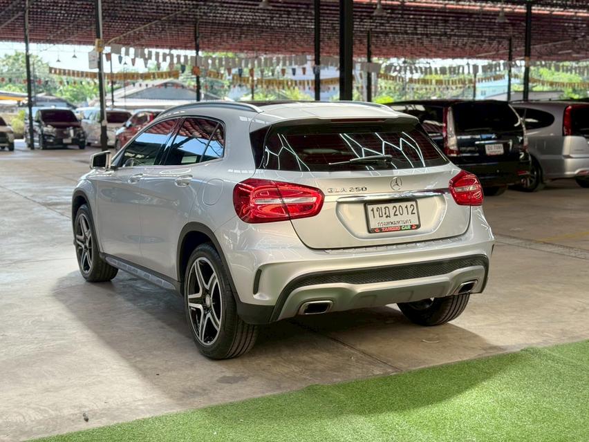 Mercedes-benz GLA250 2.0 ปี2016รถบ้านแท้  ใช้งานน้อย 67,000 กม. 4