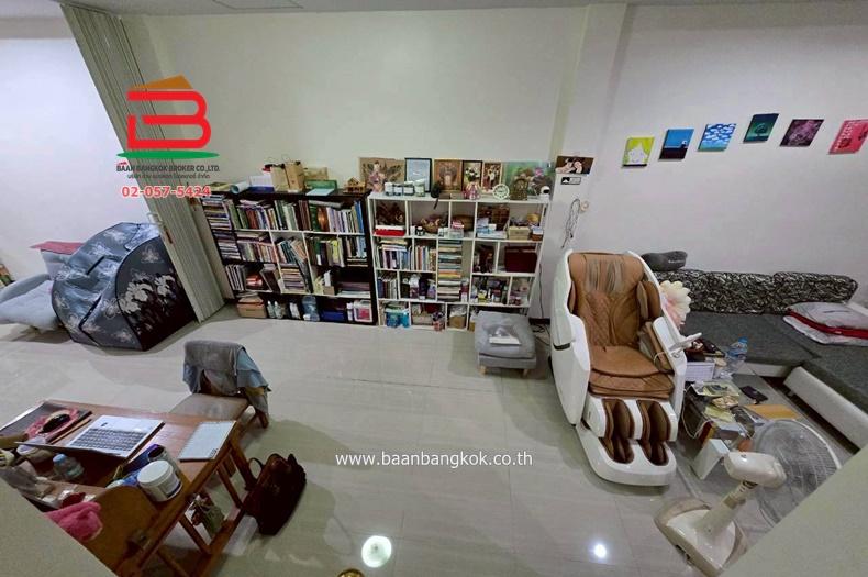 ทาวน์เฮาส์ เอ็น เอ วิลล่า เนื้อที่ 33 ตรว. ตำบลเสม็ด อำเภอเมืองชลบุรี จังหวัดชลบุรี