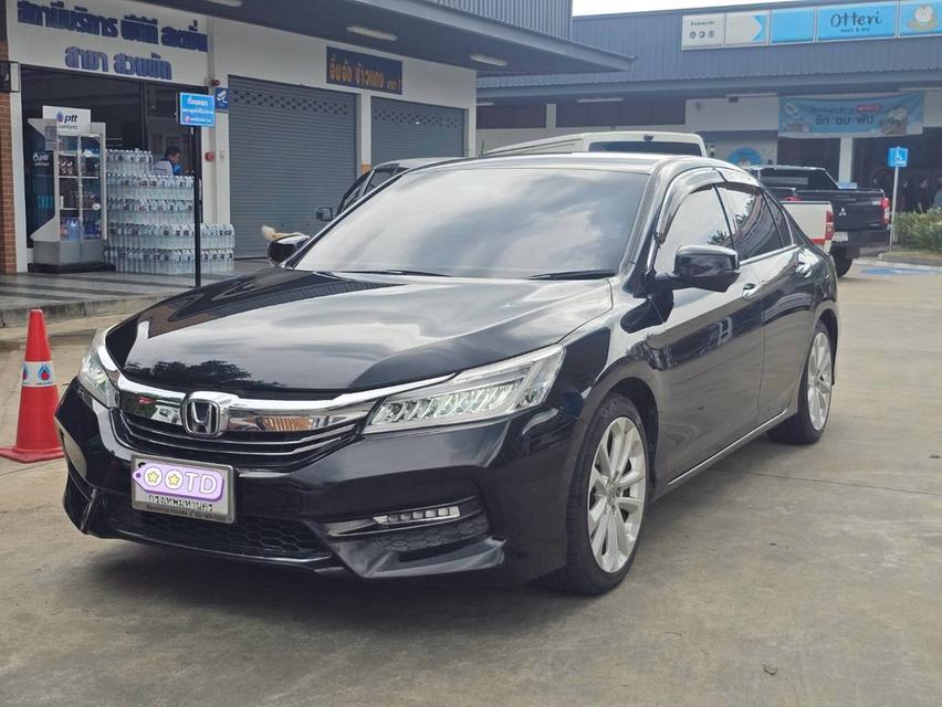 #Honda #Accord 2.4 Navi TOP สุด ปี 2016 แท้ สีดำ ยางยังใหม่ 2025เข้าศูนย์ honda ตลอด เพิ่งเปลี่ยนยางแท่นเครื่อง แท่นเกียร์ของแท้ มาล่าสุดเลย