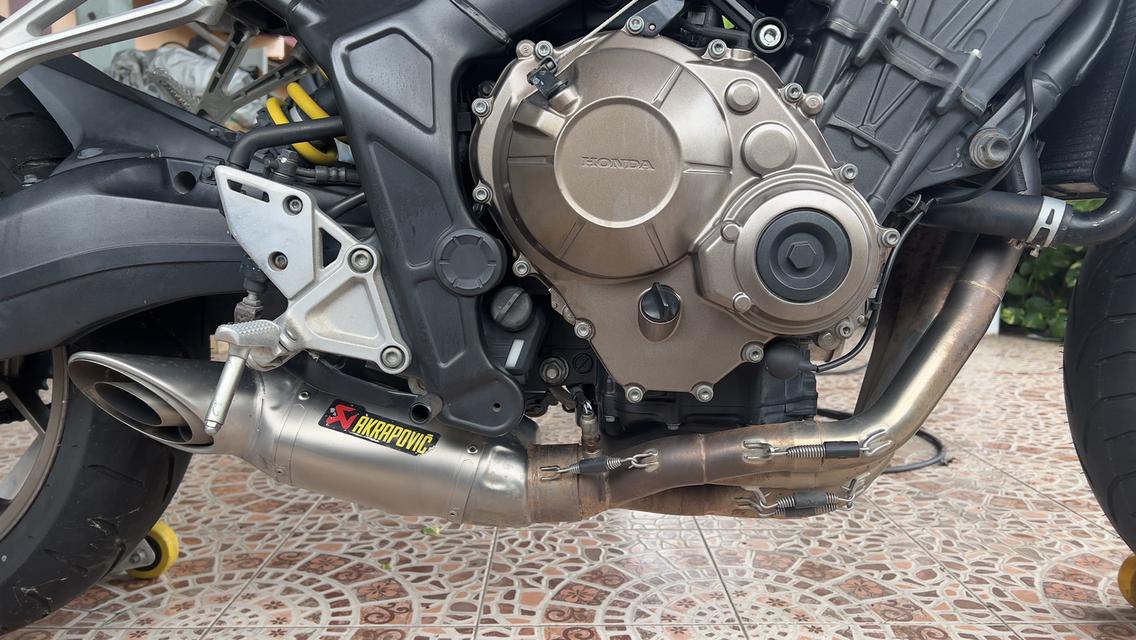 Honda CB650R 5