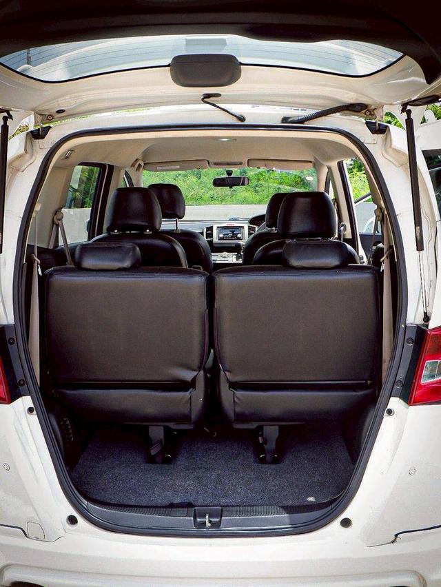 Honda Freed 1.5 SE เกียร์ Auto สีขาวมุก ปี 2010 18
