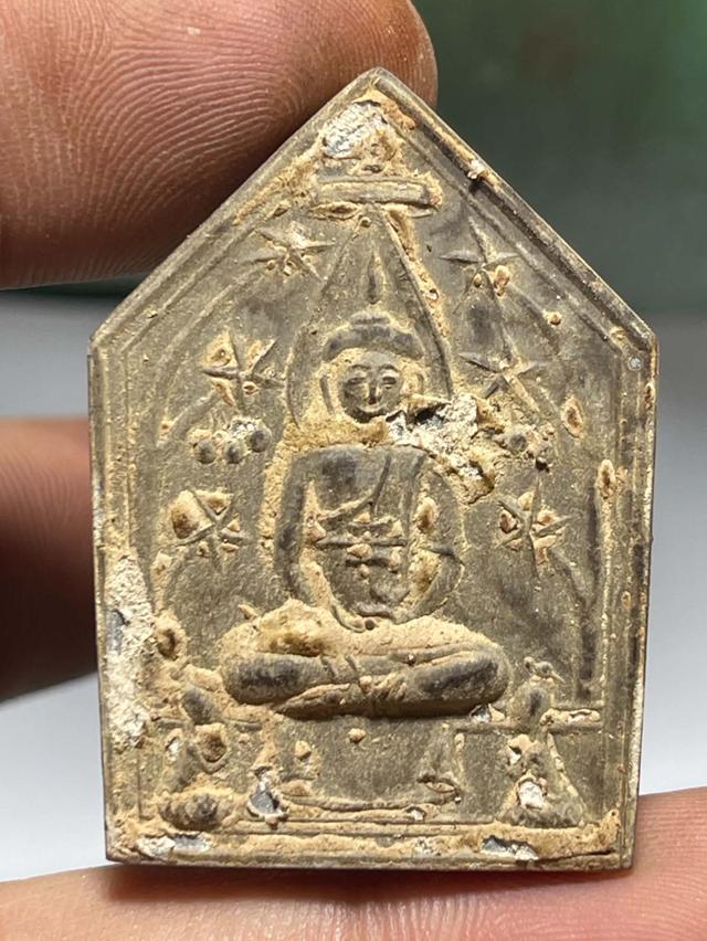 พระเนื้อดินเก่าไม่ทราบที่