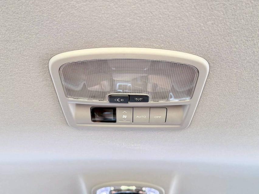 รหัสรถ PR8268 Toyota Fortuner 2.8 4WD ปี 2019 รูปที่ 12