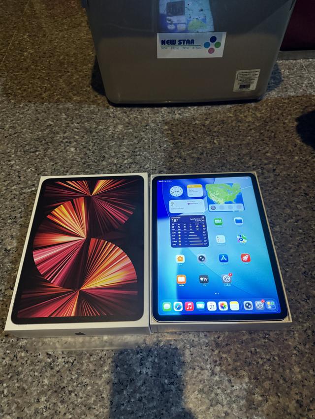 ขายiPadPro11นิ้วM1สีดำ256กิ๊กมีกล่องใช้งานดีปากกาเขียนเส้นไม่ขาด
