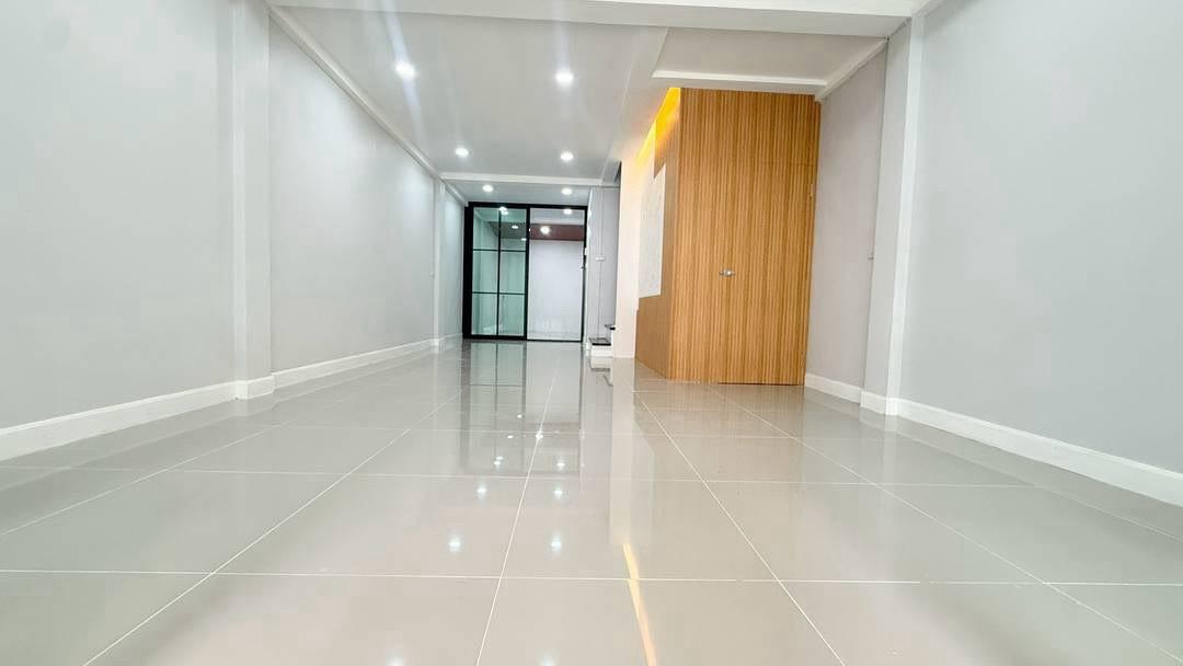 หมู่บ้านพระปิ่น3 บางใหญ่ ทาวน์เฮาส์ 2 ชั้น ตกแต่งใหม่ ใกล้ทางด่วน 6