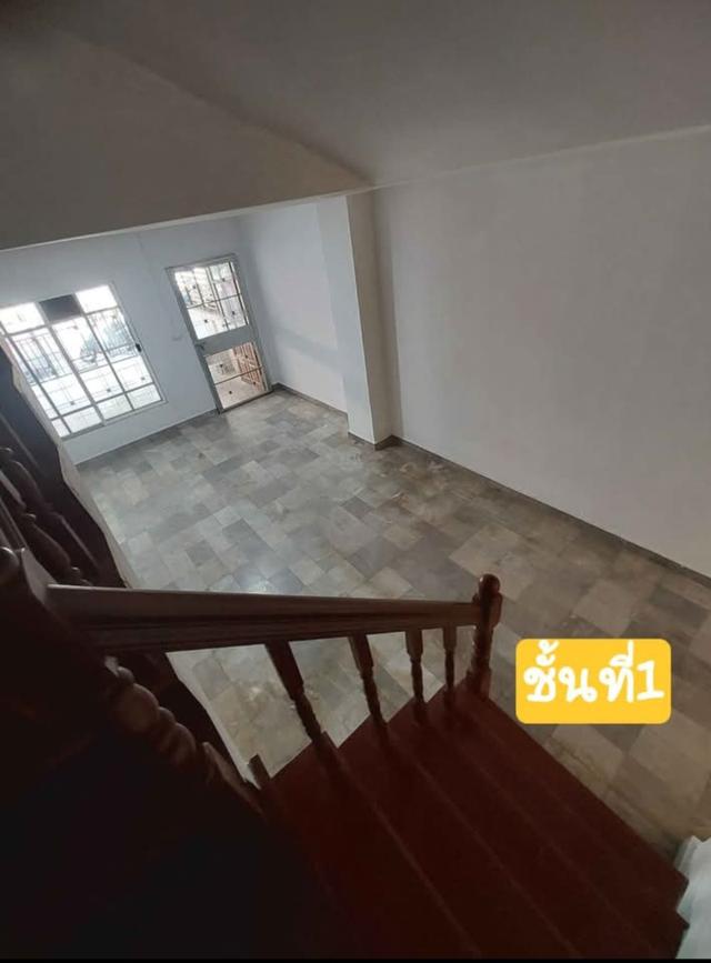 ทาวน์เฮ้าส์หมู่บ้านเมืองประชา หทัยราษฎร์37 3