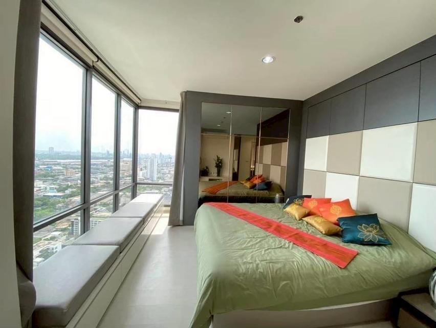 Sale Rhythm Sukhumvit 42  