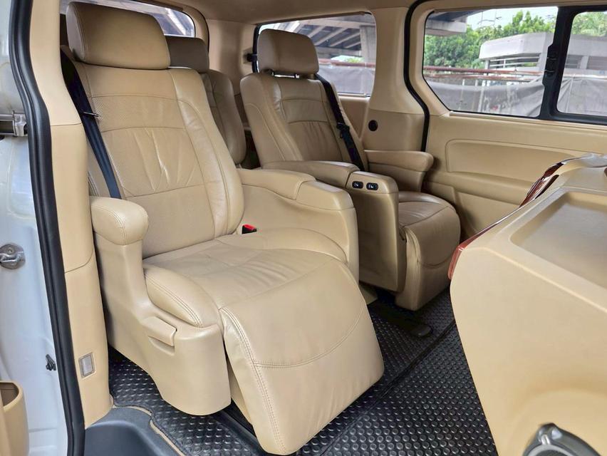 Hyundai grand Starex 2.5Vip ปี13 11