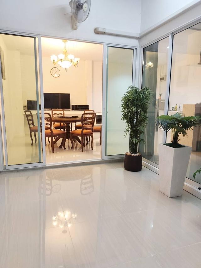 บ้านทาวน์เฮ้าส์ 2 หลัง เพชรเกษม48 แยก16(หมู่บ้านแก้ววิลล่า) 18