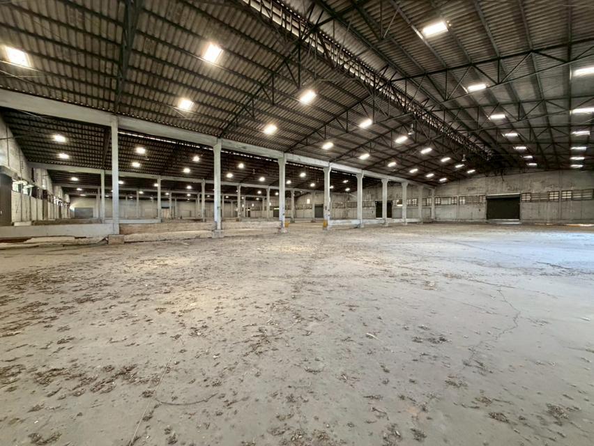 ขายด่วน !! ที่ดินสีม่วง พร้อมโรงงาน ติดถนนบางนา-ตราด 13-3-2 ไร่ ติดกับโรงงาน Yamaha 2