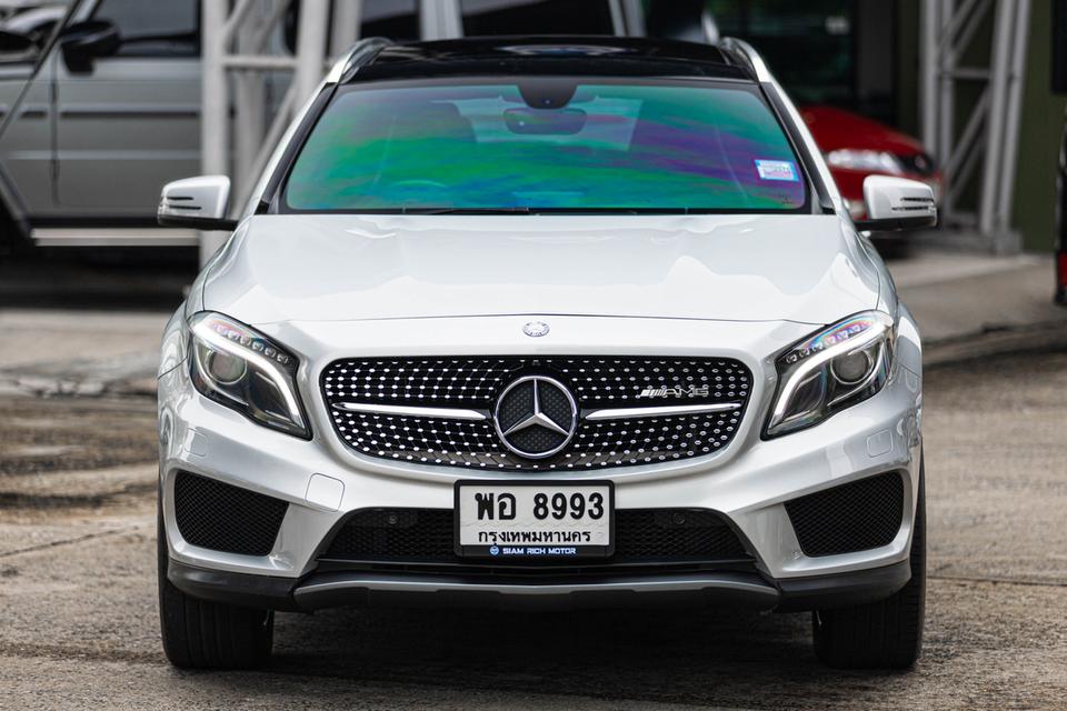 Mercedes-Benz Gla250 Amg Dynamic ปี 2016 สีเทา ราคาดีมาก รูปย่อยที่ 3