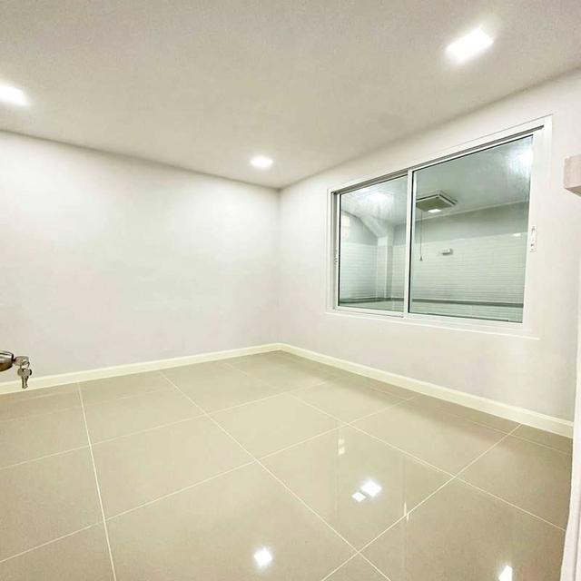 ขายบ้านชั้นเดียว  18 ตร.ว ม.พฤกษา 3  ซ.171  รีโนเวทใหม่ ราคาสุดคุ้ม ฟรีโอน 8