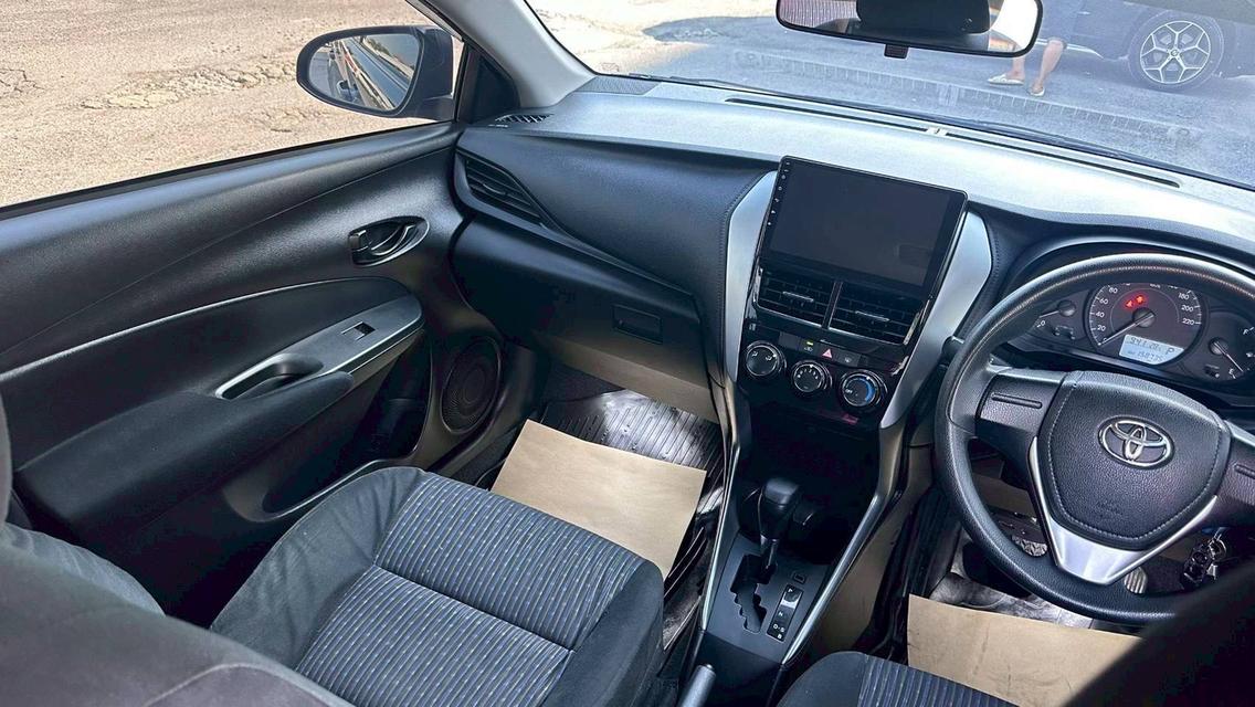 เข้าศูนย์ทุกระยะ⭐ ⭐รถเดิมน็อตไม่ขยับ⭐ ToyotaYaris1.2 J Plus เกียร์ออโต้สีดำปี 2018 ขาย 259,000 ❗️ลูกค้าเงินสด : ต่อรองได้ครับ ❗️ลูกค้ามีเครดิต/ไม รูปที่ 13