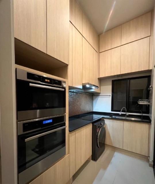 ให้เช่าทาวน์โฮม 3.5 ชั้น Arden พระราม 3 พร้อมเฟอร์และเครื่องใช้ไฟฟ้าFully furnished ใกล้โรงเรียนนานาชาติ King College เซ็นทรัล พระราม 3 4