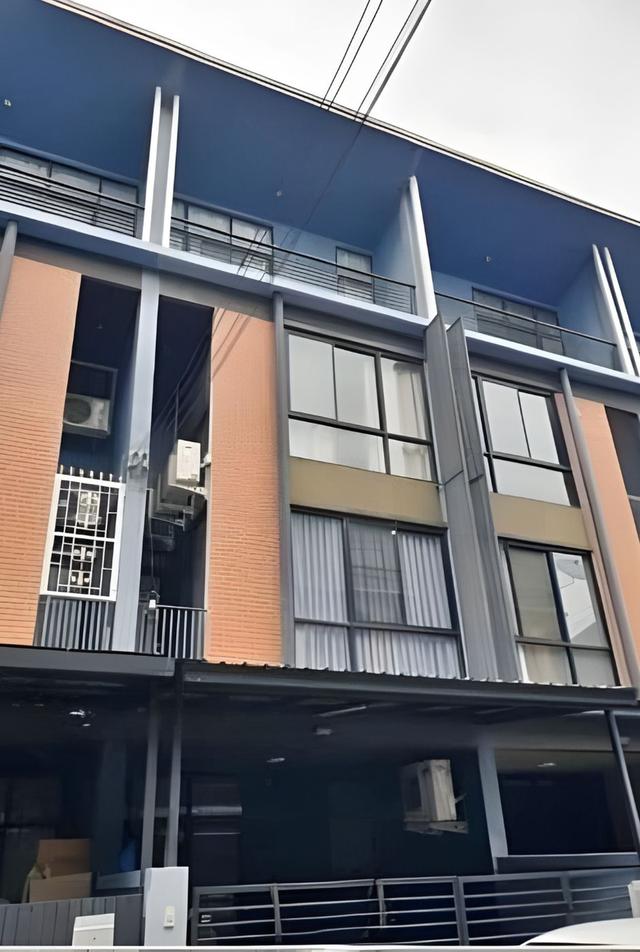 ทาวน์โฮม 3.5 ชั้น โครงการ Haus 35 แจ้งวัฒนะ35 เช่า 1