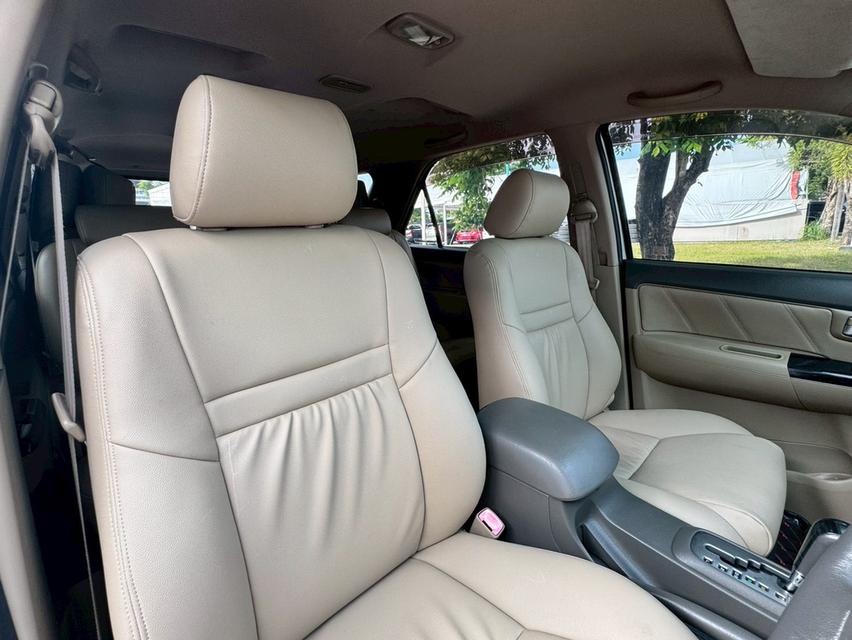 ขาย Toyota Fortuner 3.0V 4wd ปี12 10