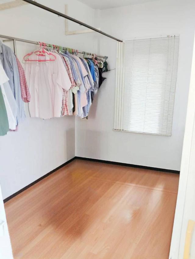 ด่วน ขายบ้านเดี่ยวหมู่บ้านปัญญาเลคโฮม ติดถนนนิมิตใหม่พร้อมแถมบ้านน็อคดาวน์ 9