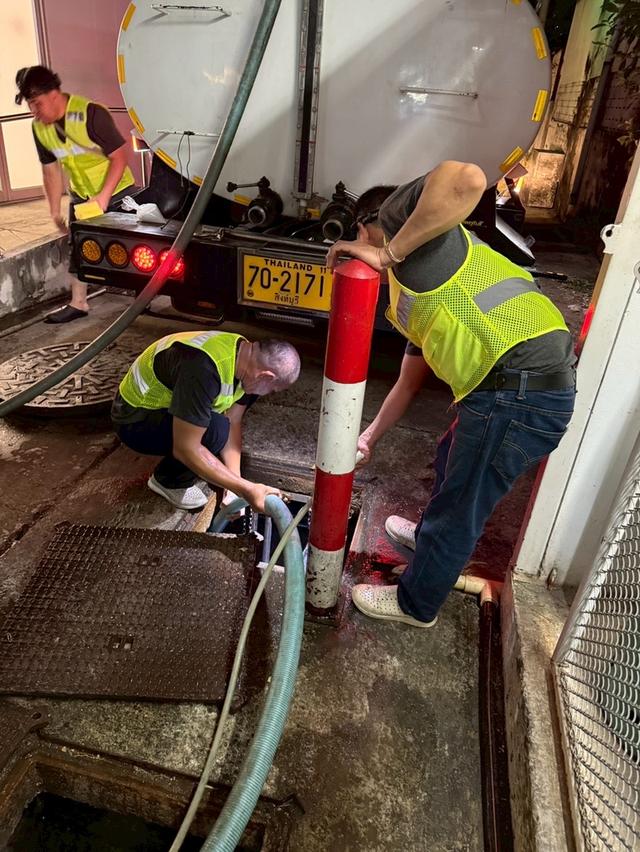 ดูดส้วมศาลายา 0814927165 ดูดไขมันทวีวัฒนา