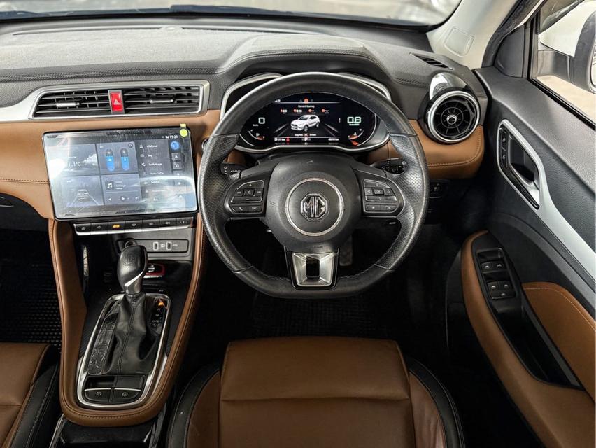 ปี 2020 MG ZS, 1.5 D+ โฉม ปี17-ปัจจุบัน สีขาว จดทะเบียน ปี 21 เครื่องยนต์เบนซิน เลขไมล์ 46,910 km. มือเดียวป้ายแดง 6