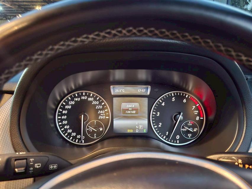 รหัสรถ KN8119 BENZ B-CLASS W246 B200 ปี2015 11