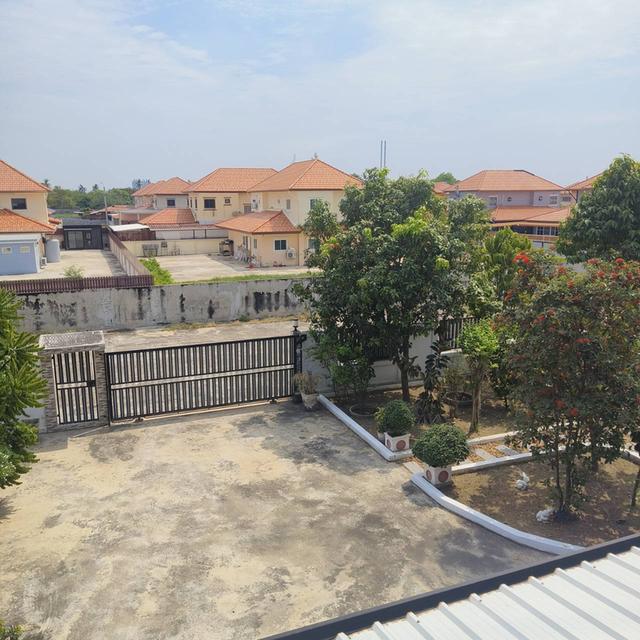 บ้านเดี่ยว 2 ชั้น  "หมู่บ้านชื่นสุข" บ้านเลขที่  :  112/174  🎉เลขดี มั่นคง มั่งคั่ง เจริญก้าวหน้ส🎉  เนื้อที่ดิน  :  132  ตร.ว.  3  ห้องนอน 16