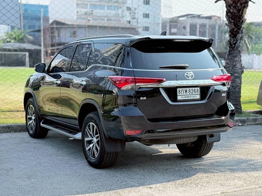 รหัสรถ PR8268 Toyota Fortuner 2.8 4WD ปี 2019 รูปย่อยที่ 3