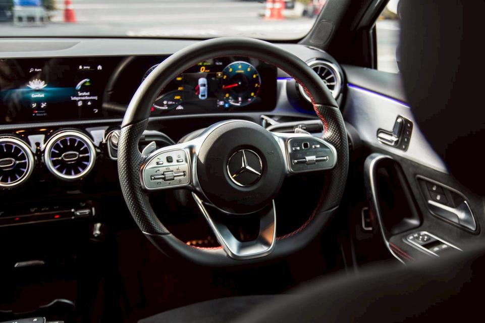 Mercedes Benz A200 AMG DYNAMIC ปี 2022 ไมล์ 18,xxx 14