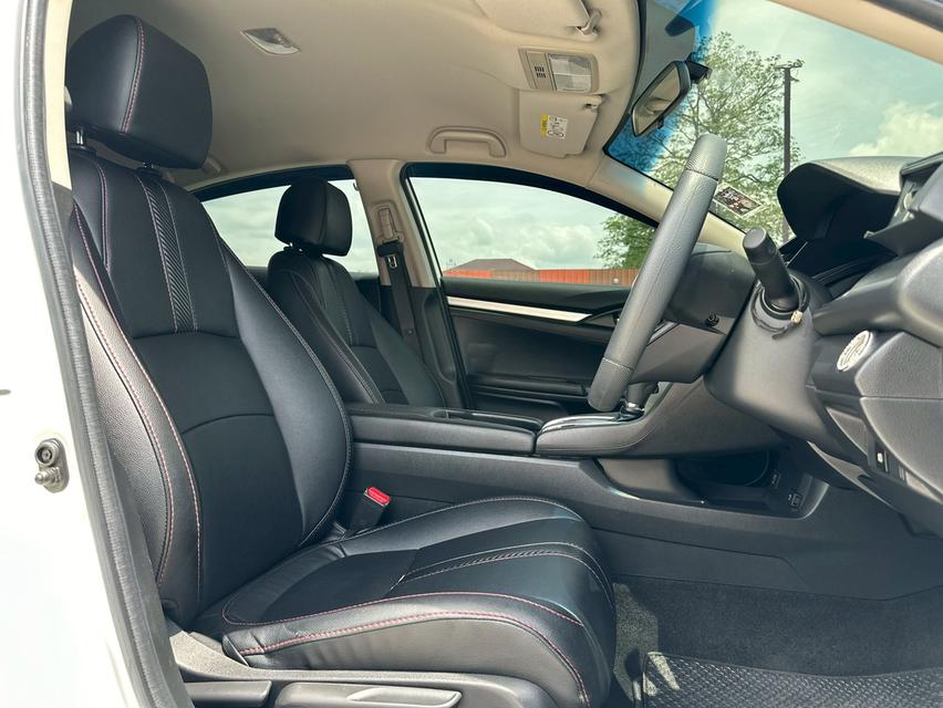 รหัสรถ PAT480 Honda Civic FC 1.8 E สีขาว ปี 2018 9
