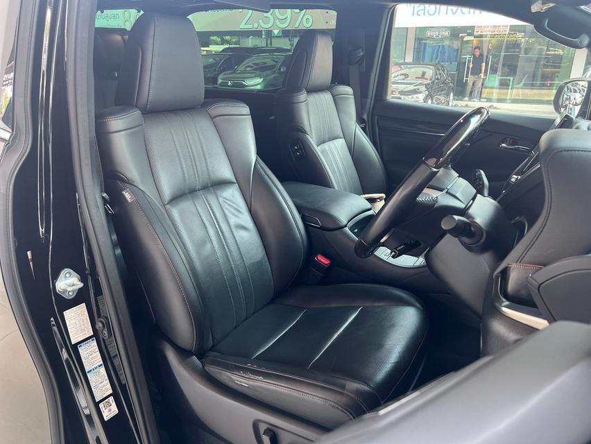 รหัสรถ NP2222 ✨ คัดพิเศษ LEXUS LM300h 2.5 2022 รูปที่ 5