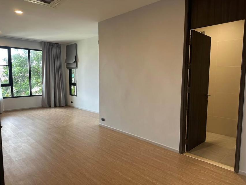 Luxury detached house with private pool for sale, Sukhumvit 71/26. 14