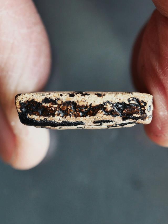 พระสมเด็จวัดระฆัง พิมพ์ฐานแซม....ลงรักเก่าๆ รูปที่ 13