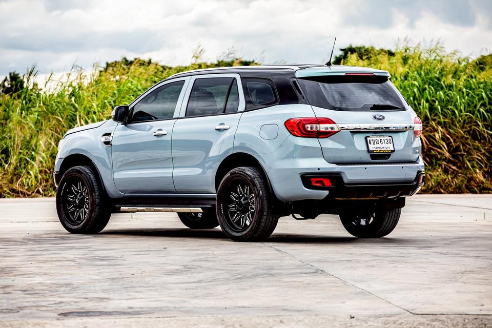 Ford Everest 3.2 Titanium+ 4WD ปี 2015 สีฟ้า  8