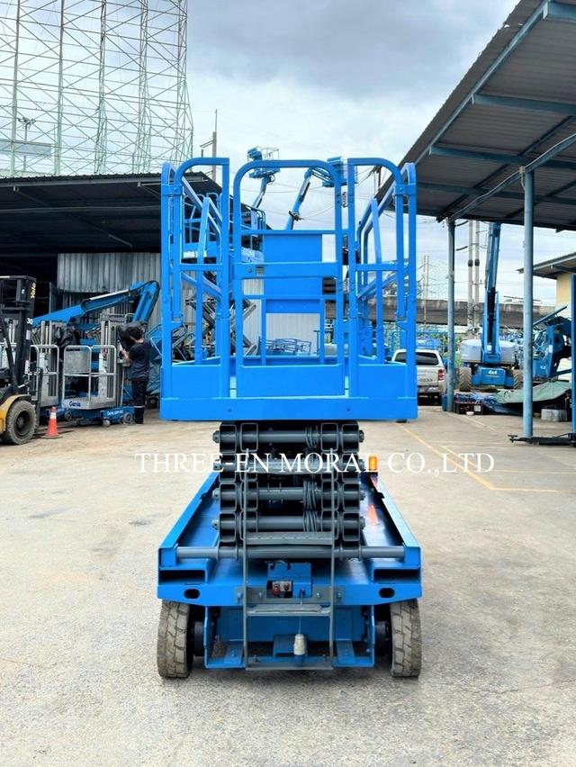 รถกระเช้า Scissor Lift Genie GS-3246  2