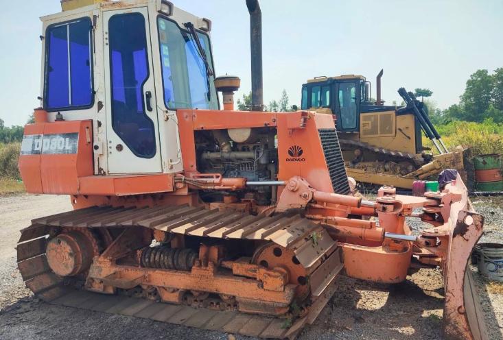 รถแทรกเตอร์ DOOSAN รุ่น DD80L เก๋งแอร์ 3