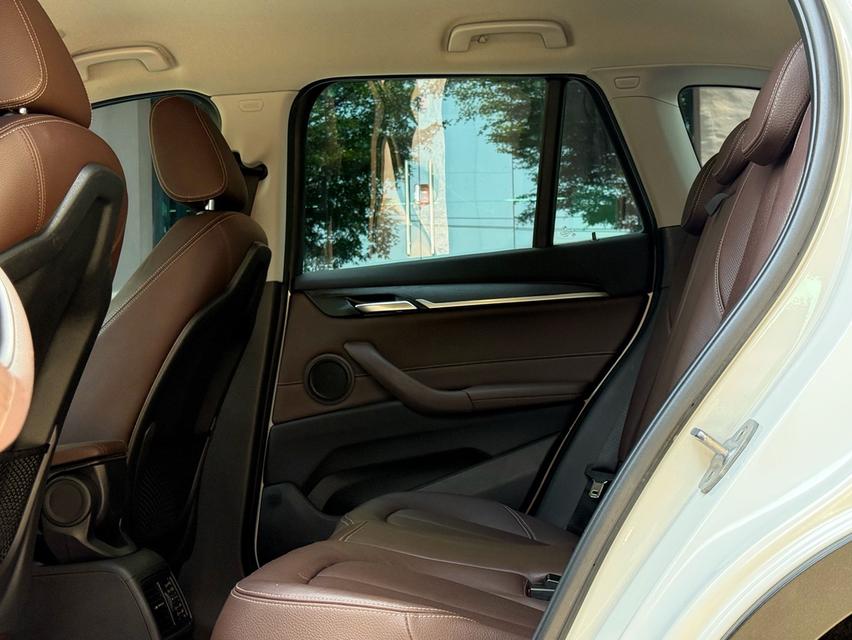 2019 BMW X1 18D F48 รถออกศูนย์ BMW THAILAND รถวิ่งน้อยเพียง 90,000 กม รถเข้าศูนย์ทุกระยะ รถไม่เคยมีอุบัติเหตุครับ รูปที่ 14