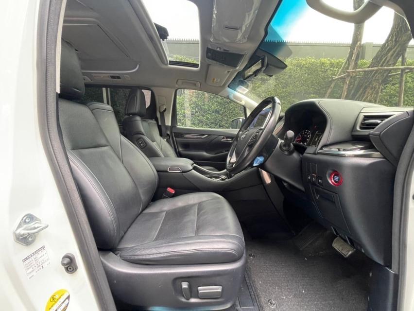 ขายToyoya Vellfire 2.5ZG ปี18 2