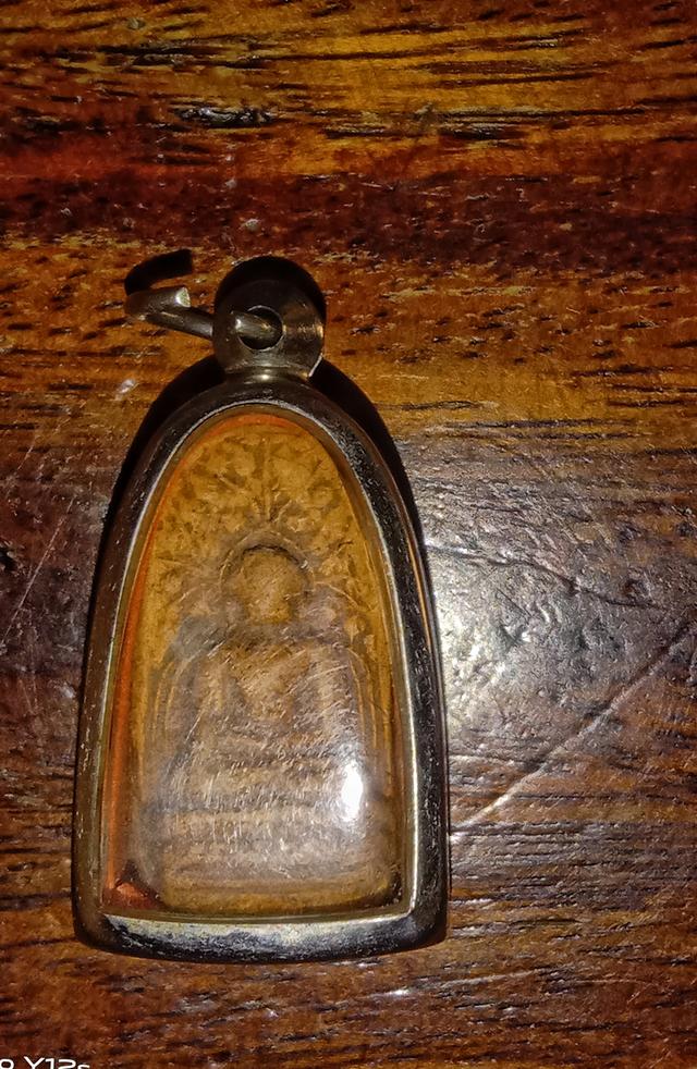 พระคงทรงพระบาง พิมนิยม