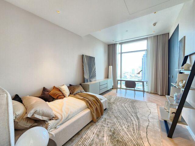 Four Seasons Private Residences Condo for RENT & SALE, near BTS Saphan Taksin 6