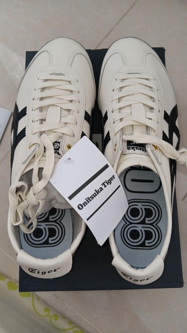 รองเท้าOnisuka Tiger มือ1 Size 42.5 สีครีมดำ 2