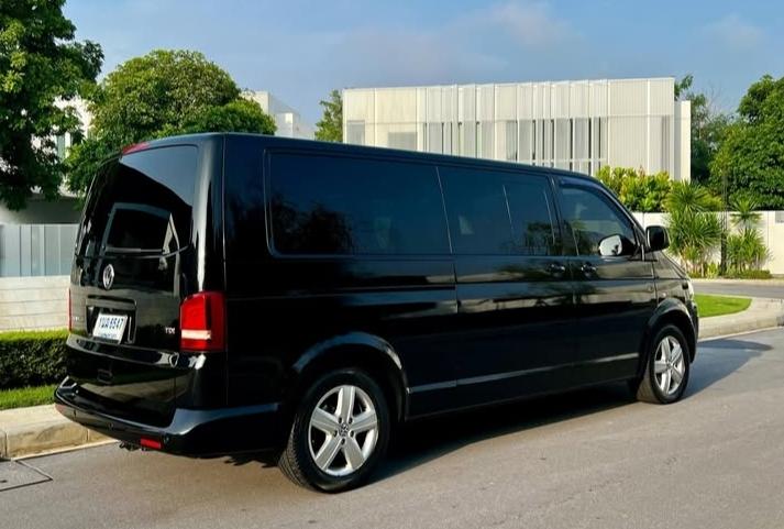 Volkswagen Caravelle ปี 2015 3