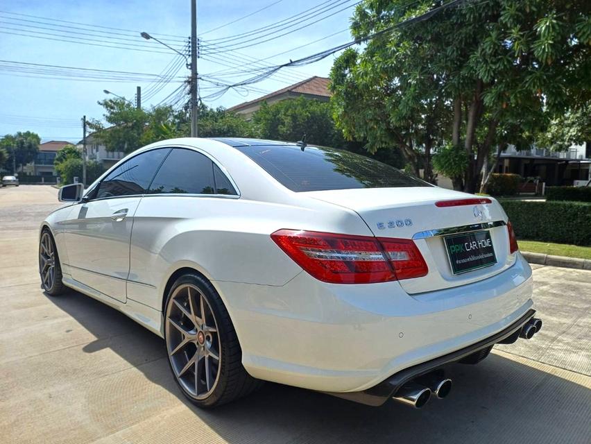  ปี 2013 BENZ E200 COUPE AT TOP สุด ชุดแต่งรอบคัน กว่า 300,000 บาท 7