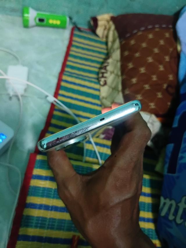 Oppo reno 8t5g 8+8 128 ราคา 2990 รูปที่ 4