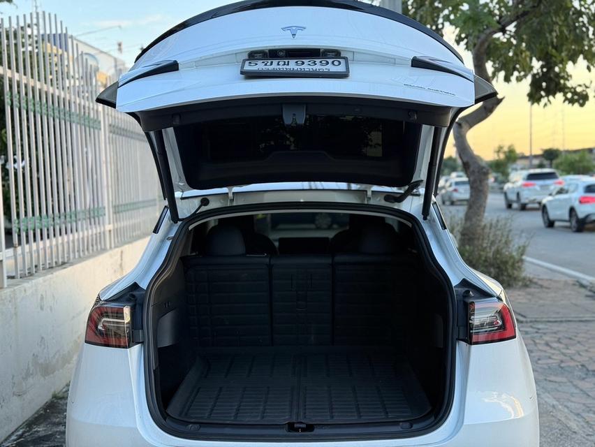 (แจ้งรหัสรถ PJP9390) 2023 TESLA Model Y Long Range AWD รูปที่ 6