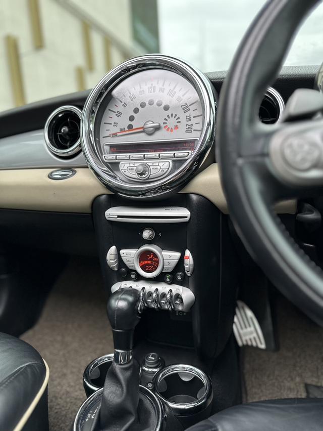 MINI COOPER R55 CLUBMAN ปี 2009 16