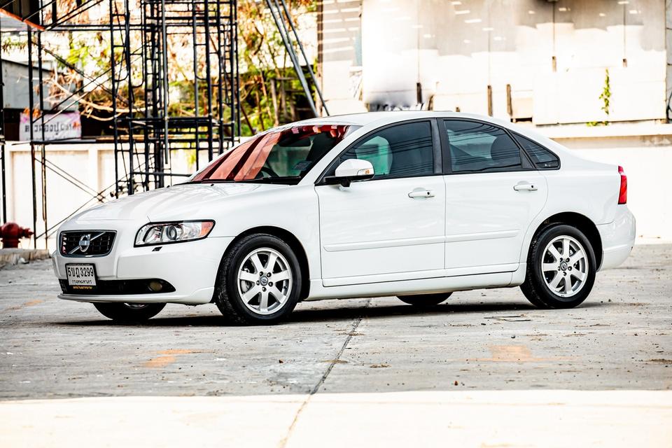 Volvo S40 2.0 AT ปี 2012 สีขาว สวยสภาพดี 6