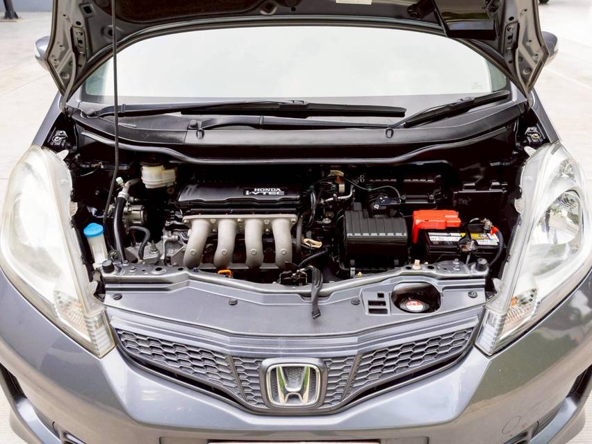 Honda jazz 1.5SV ปี 2012 ♨️ #ประกันเครื่องเกียร์3ปี3หมื่นkm♨️ 8